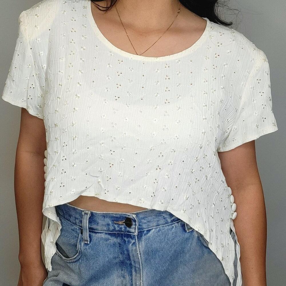 90s vintage boho cute eyelet top with side details size L